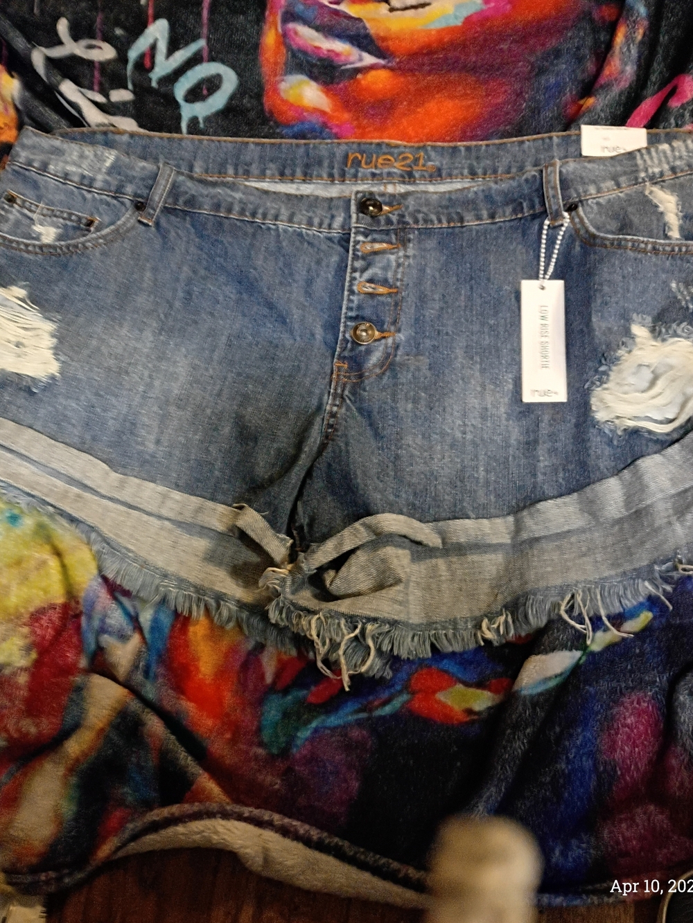 Rue21 Women's Distressed Denim Shorts - Blue